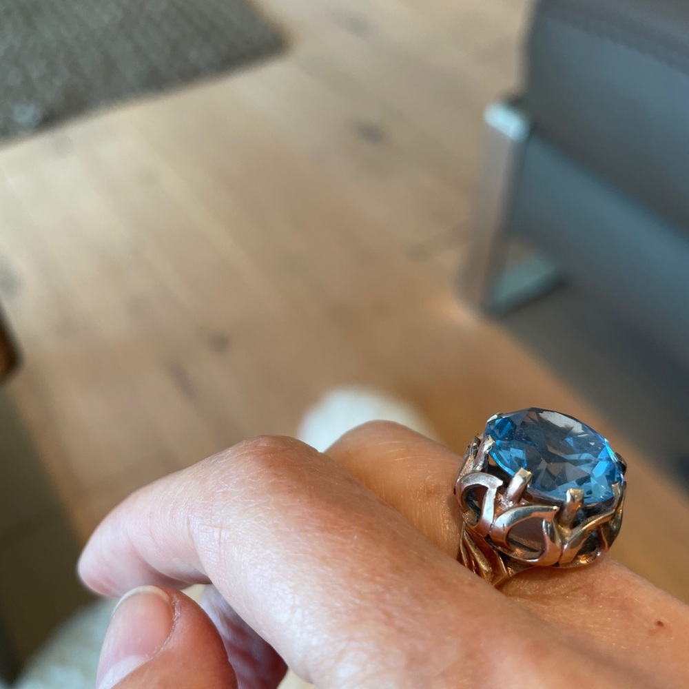 1940 9k Genuine Gold Aquamarine Ring - Picture 2 of 10
